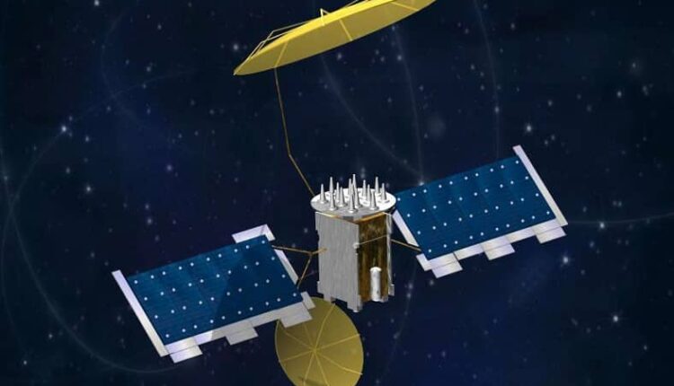آنتن ماهواره فناوری فضایی