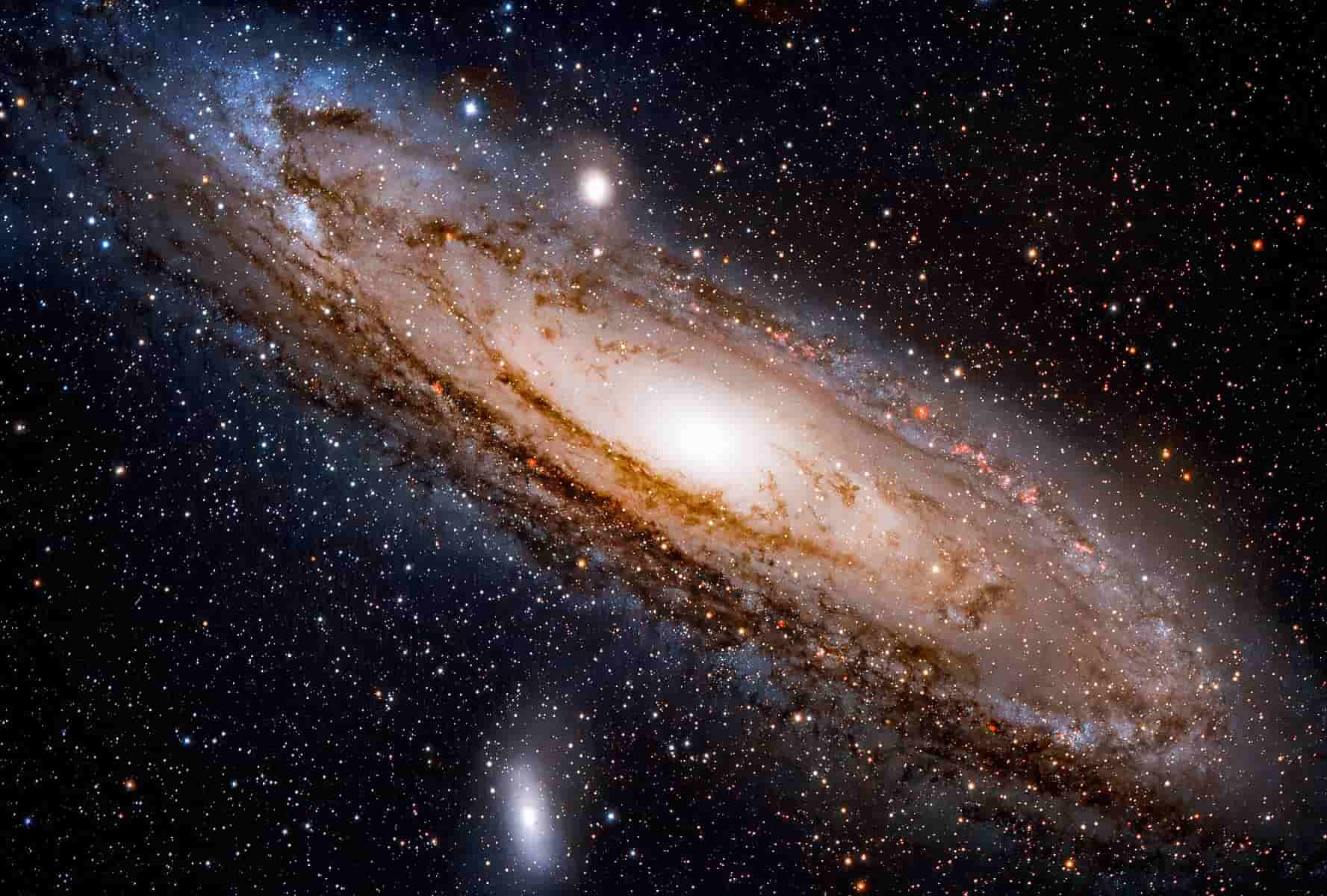 کهکشان آندرومدا نزدیک‌ترین کهکشان