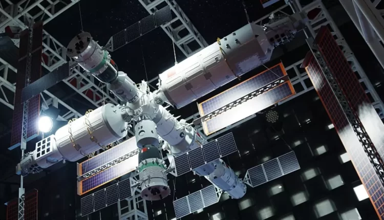 آزمایش‌های بین‌المللی ایستگاه فضایی چین