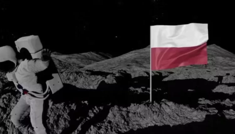 لهستان به دنبال سفر به ماه